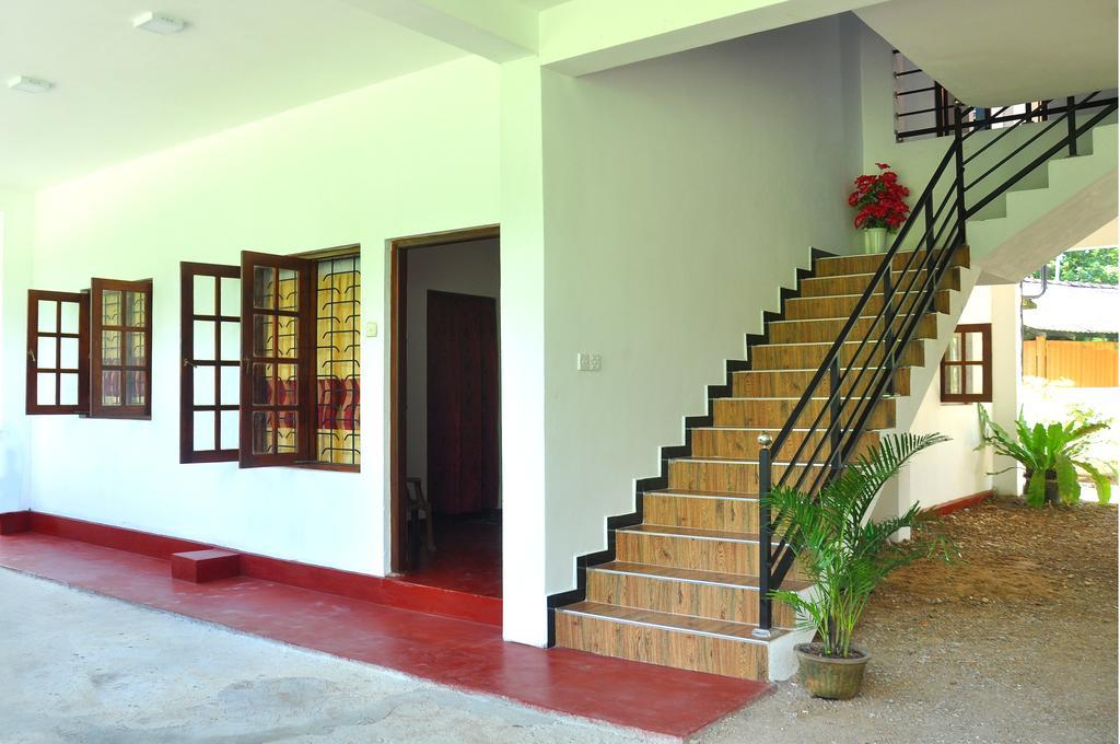 New Sandaruvilla Weligama Esterno foto