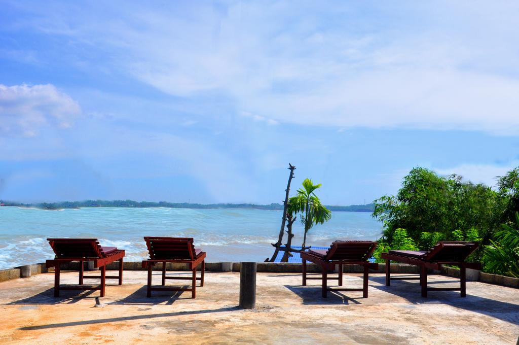 New Sandaruvilla Weligama Esterno foto